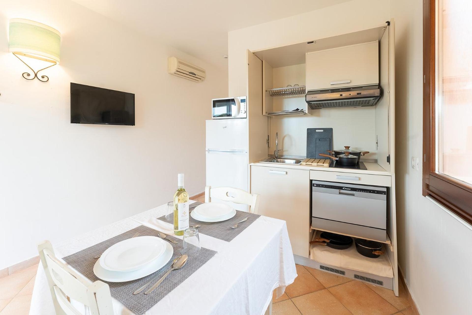 Vignola Mare Residence Baia Dei Mirti מראה חיצוני תמונה