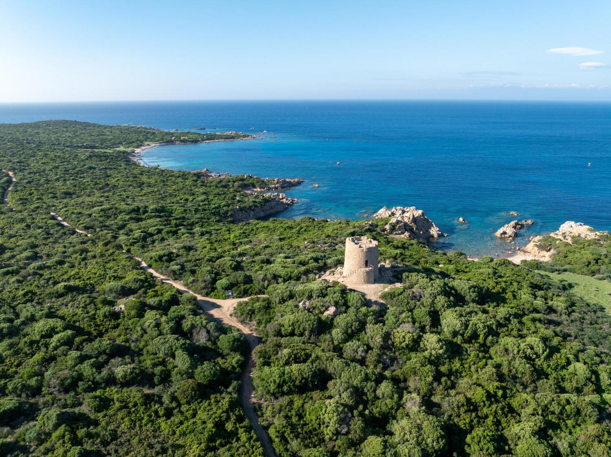 Vignola Mare Residence Baia Dei Mirti מראה חיצוני תמונה