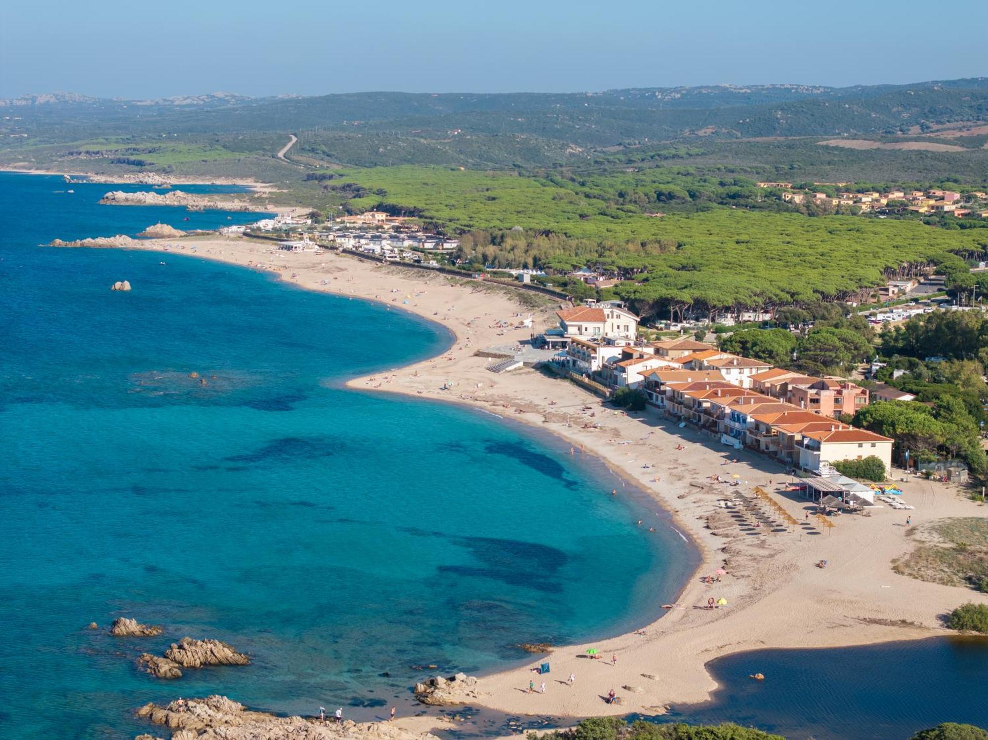 Vignola Mare Residence Baia Dei Mirti מראה חיצוני תמונה